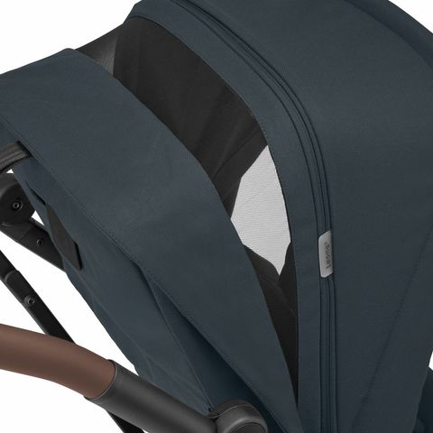 Прогулочная коляска MAXI-COSI Leona2 Essential Graphite