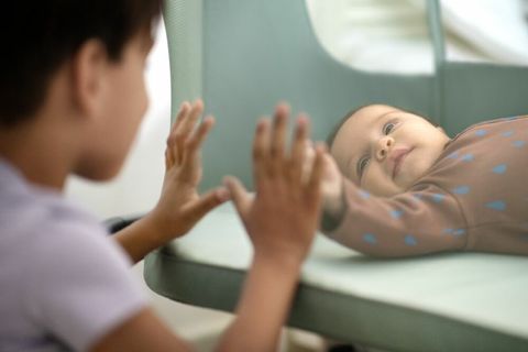 Кровать-люлька Maxi-Cosi Iora Air Beyond Green