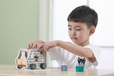 Дерев'яна каталка-сортер Viga Toys PolarB Вантажівка 44041