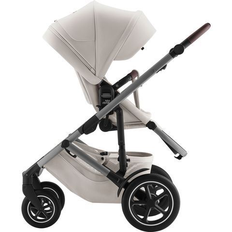 Прогулочная коляска BRITAX-ROMER SMILE 5Z Soft Taupe