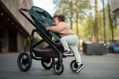 Универсальная коляска 2в1 Maxi-Cosi Plaza Plus Essential Graphite